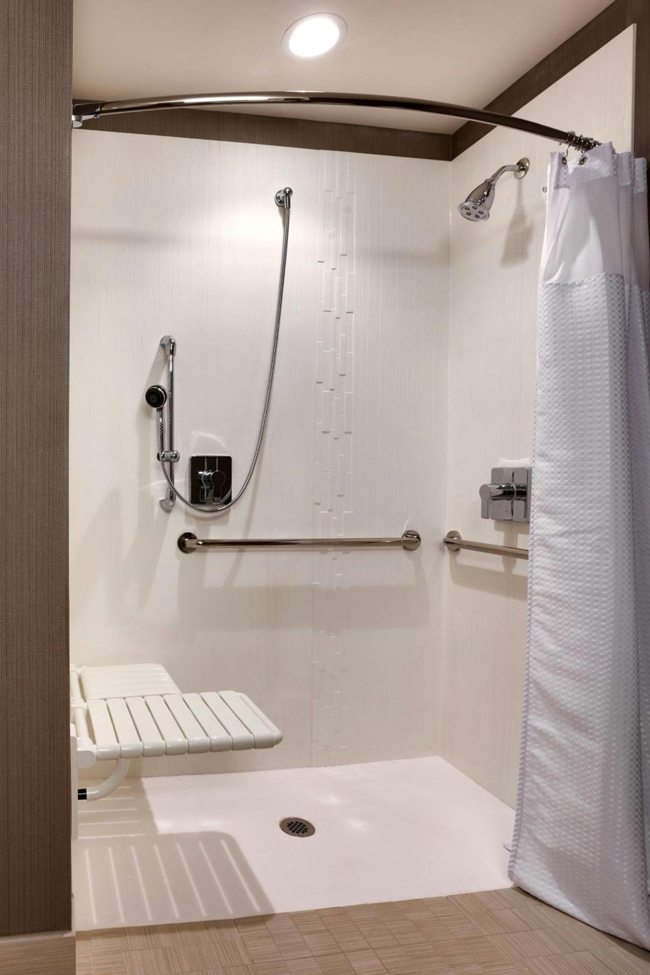 Courtyard By Marriott Denver North/Westminster Eastlake Екстериор снимка