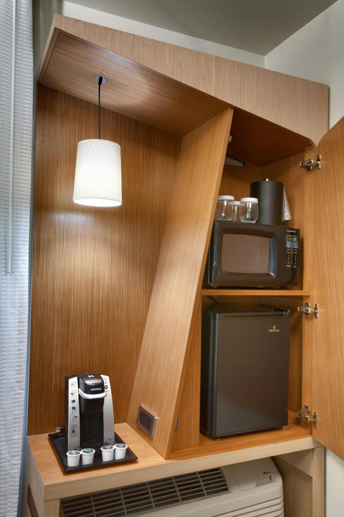 Courtyard By Marriott Denver North/Westminster Eastlake Екстериор снимка